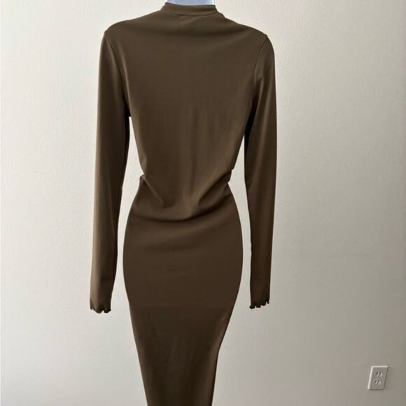 BodyCon Dress Medium Ribbed Hem Long Sleeve Minimalist Soft Grunge Boho Festival - Picture 3 of 11